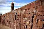 The recreated outer wall of the Kalasasaya, one of the original Andesit pillars is also well recognizable