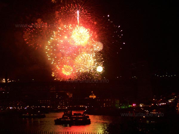 New Year's fireworks at the Harbour Bridge