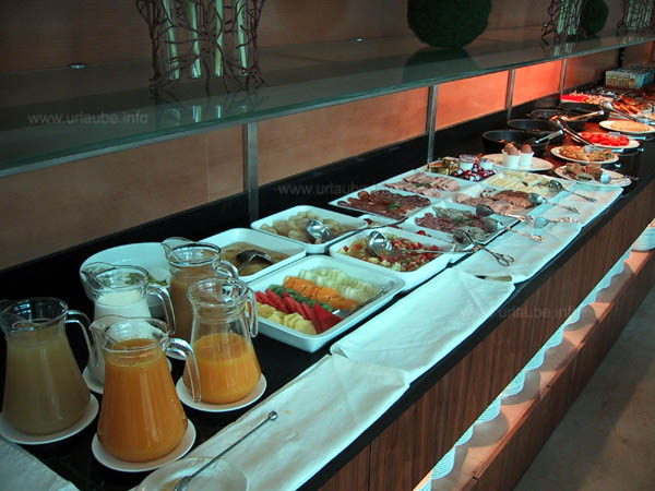 This is the way breakfast is good fun!