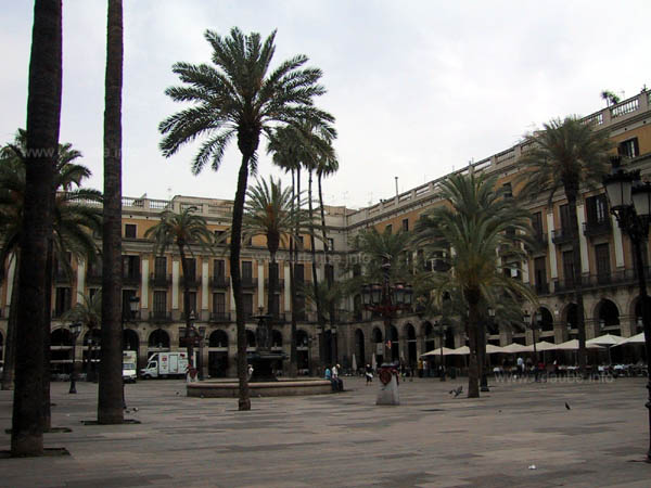 The Pla�a Reial