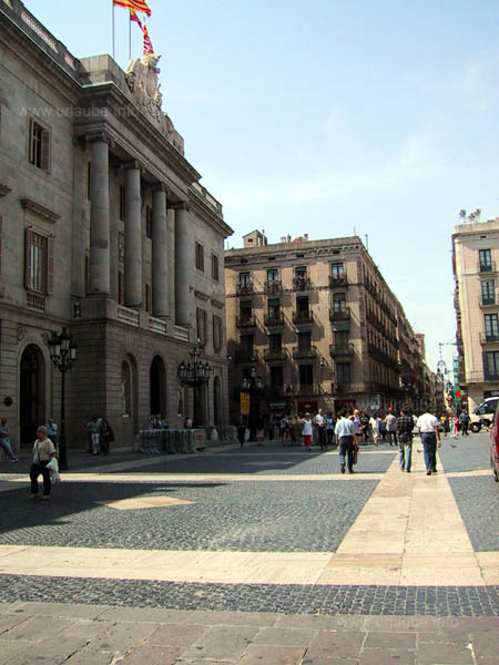 Pla�a Sant Jaume I: City hall of the town Barcelona