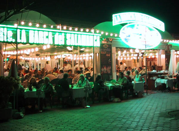 Das Restaurant La Barca del Salamanca am olympischen Hafen