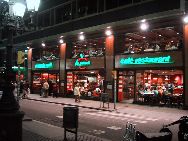 The Pizzeria La Poma at the Rambla