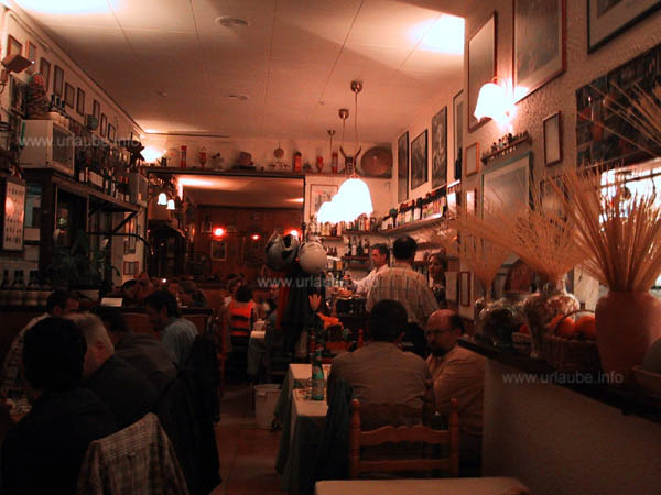 The small Italian Specchio Magico, my absolutely favourite restaurant in Barcelona