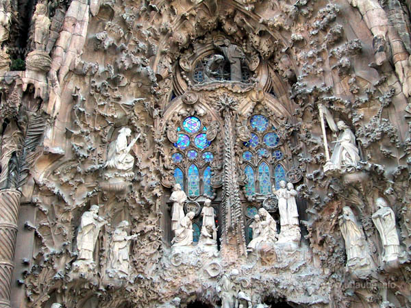 Unbelievably detailed adornements