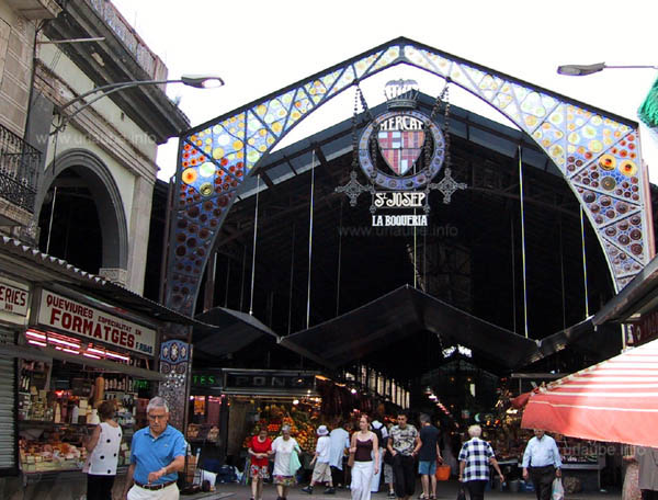 The huge market Mercat La Boqueria at the Rambla