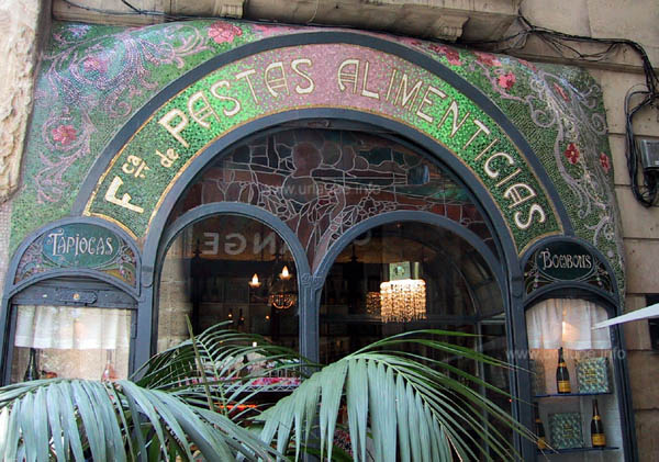 The historical art nouveau confectionery Pasteler&iacute;a Escrib&agrave;