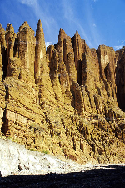 The sandstone pillars fit into one another like skyscrapers of a big city
