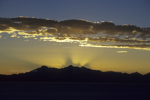 Sunrise over the Nevado Ancohuma