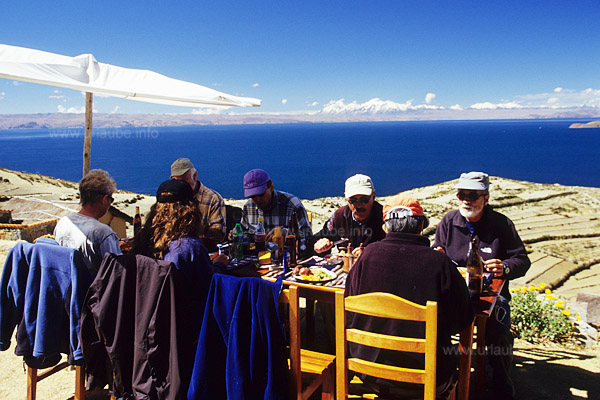 Lunch in front of a dream coulisse