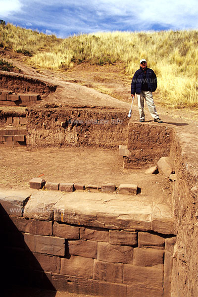 Precisely carved stones piled on one another are also typical for Tiwanaku