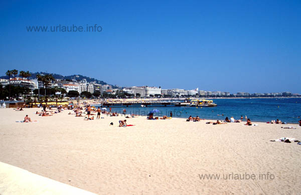 There are pleasant sand beaches ion Cannes.