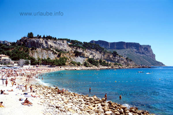 The gorgeous beach of Cassis