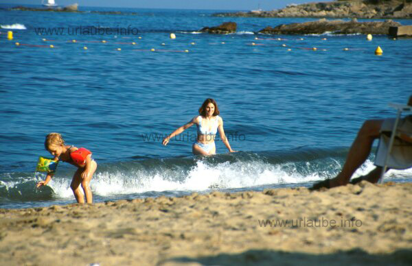 Bathing in the Golf of Saint-Tropez