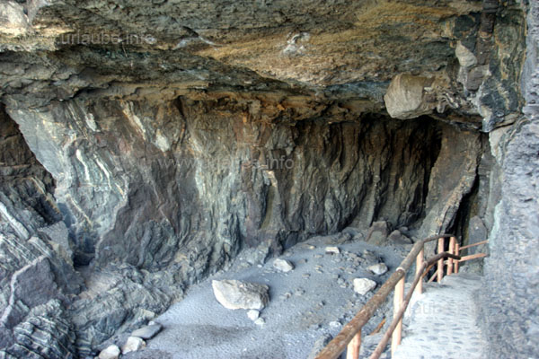View to the first accessible cave of Caleta Negra