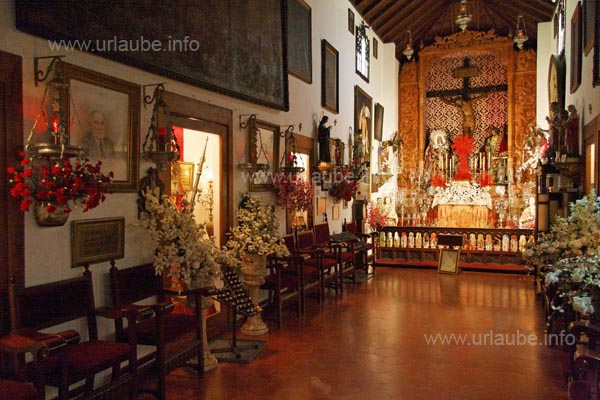 A complete room full of altar relics