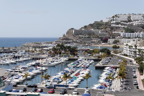 The sports- and yacht harbour of Puerto Rico has bigger dimensions.