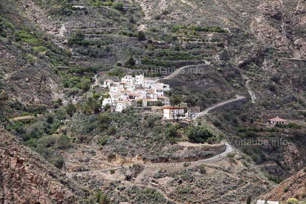 We were torned away: should we feel really sorry for the inhabitants of this place or deep respect?