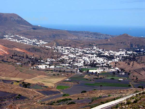 View to the city of thousand palms Har&iacute;a
