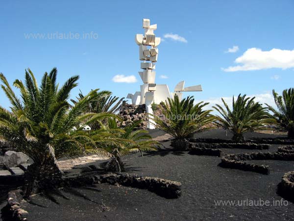 The farmer monument Monumento al Campesino in Mozaga