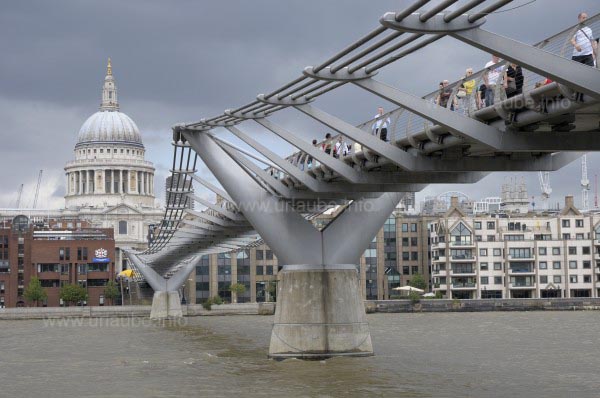 Millennium Bridge and St. Paul's Cathedral