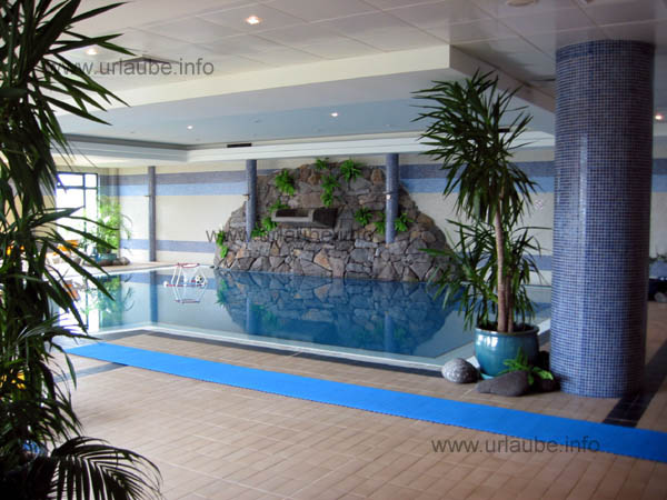 The wonderful indoor swimming pool in the Onda Revital Club
