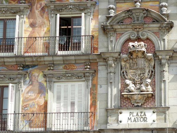 Interesting details of the cladding