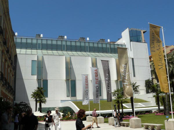 The cladding of the museum Thyssen-Bornemisza