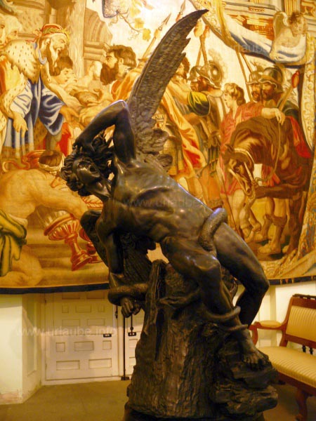 Famous: The &Aacute;ngel Caido, also visible in the Retiro