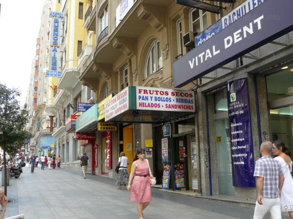 Seems nearly empty: the Boulevard for pedestrians of the Gran V&iacute;a 