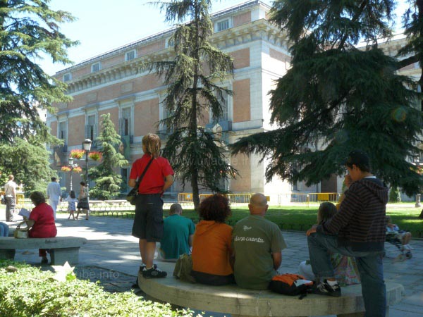 As usual, rush at the Prado