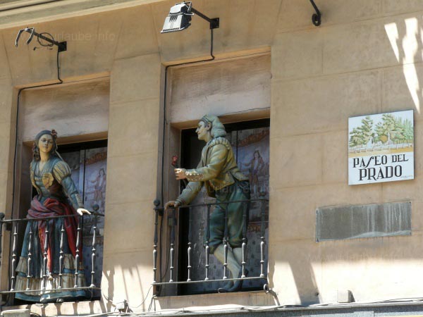 Characteristical: the windows at the Paseo del Prado 