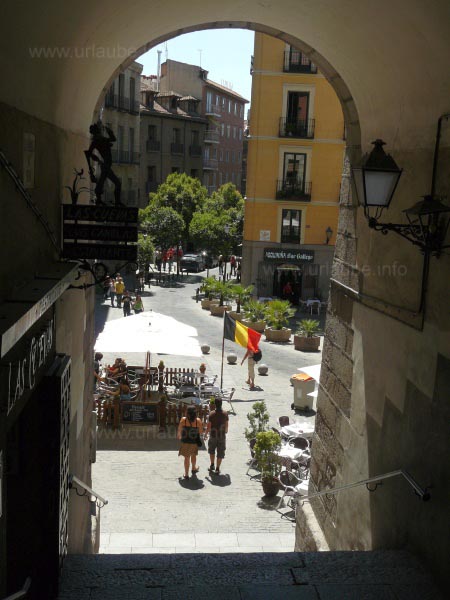 The Arco de Cuchilleros