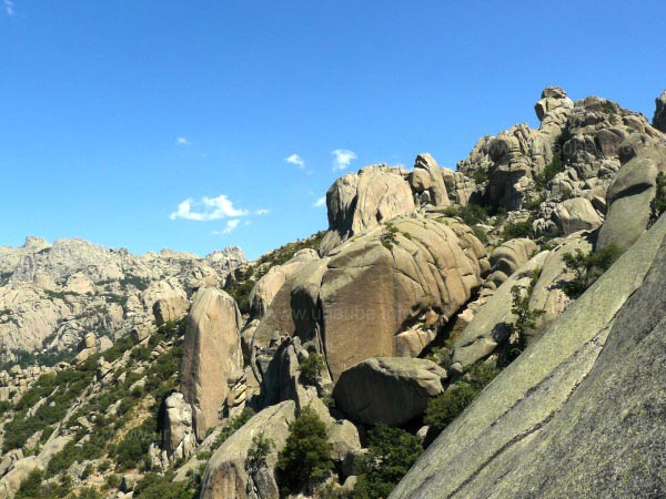 Unique in the world: the mountains of the Pedriza