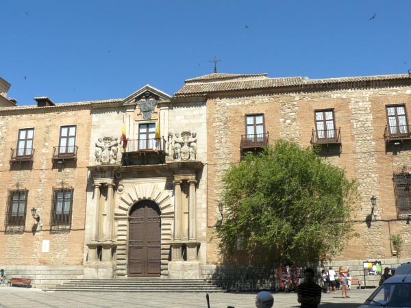 The Plaza de Ayuntamiento