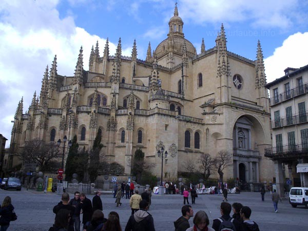 The mighty cathedral of Segovia