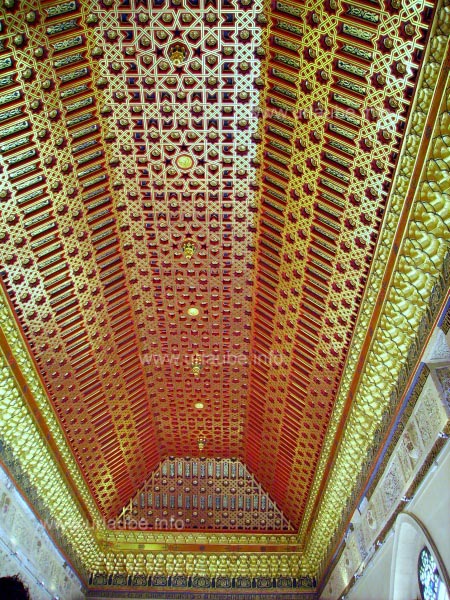 The ceiling of the Knight's Hall of the Alcaz&aacute;r 