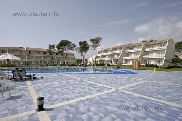 The terrace-shaped architecture in maximum 3 floors