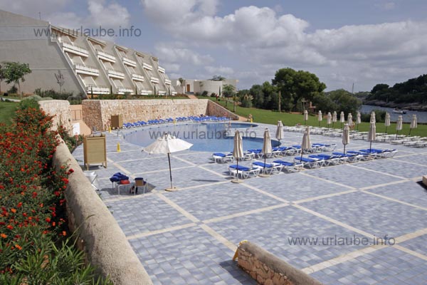 Quiet insider tip close to the Spa with a view to the bay