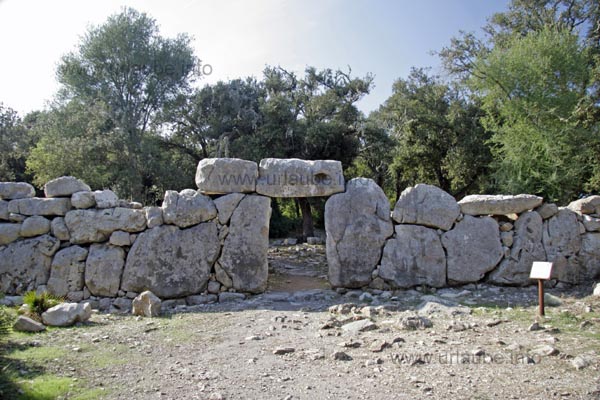 Talaiot de Ses Paisses
