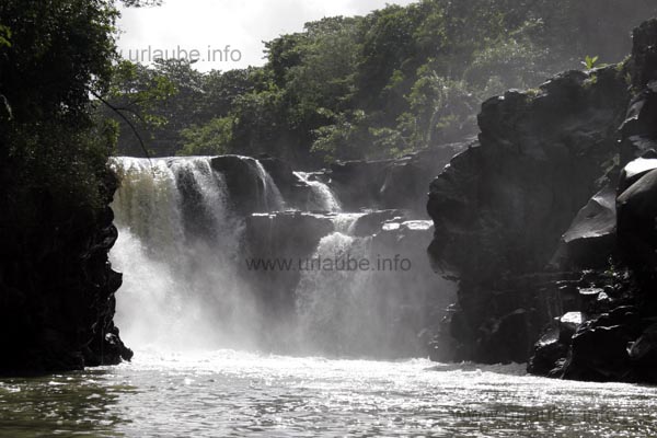 The waterfall of the Grande Rivi&egrave;re Sud-Est