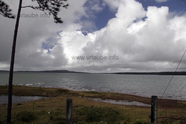The water reservoire Mare aux Vacoas in the highlands