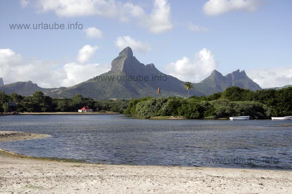 The Matterhorn of Mauritius: Mont Du Rempart
