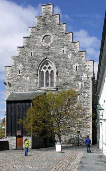 Bergen - H�konshalle