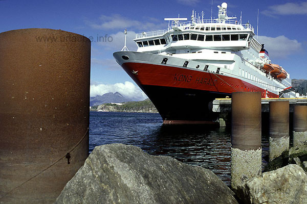 MS Kong Harald in the harbour of Bod&ouml;