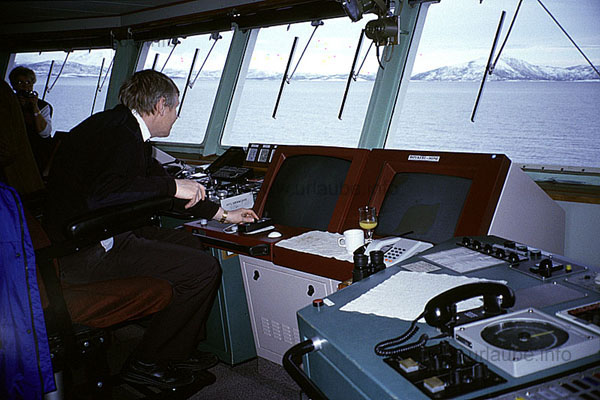 On the command bridge of the MS Narvik. The first mate has the ship easily under control.