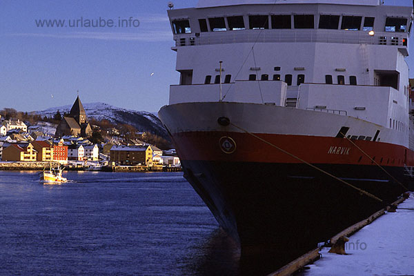 In the Kristiansund. The MS Narvik and the distinctive construction of the nordland church