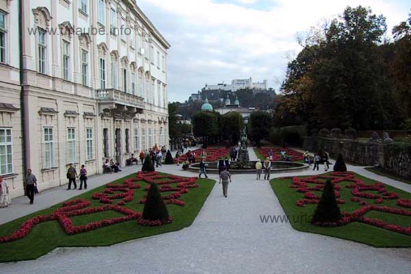View at the fortress from Mirabellgarten