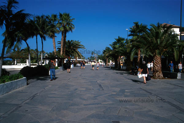 Promenade for pedestrians in Puerto de la Cruz