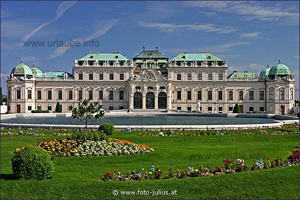 In the upper Belvedere there is a museum today in which one can gaze at the most siginificant Austrian painters.
